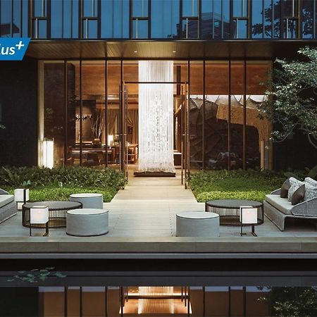 Kimpton Maa-Lai Bangkok By Ihg Hotel Exterior foto The hotel's lobby