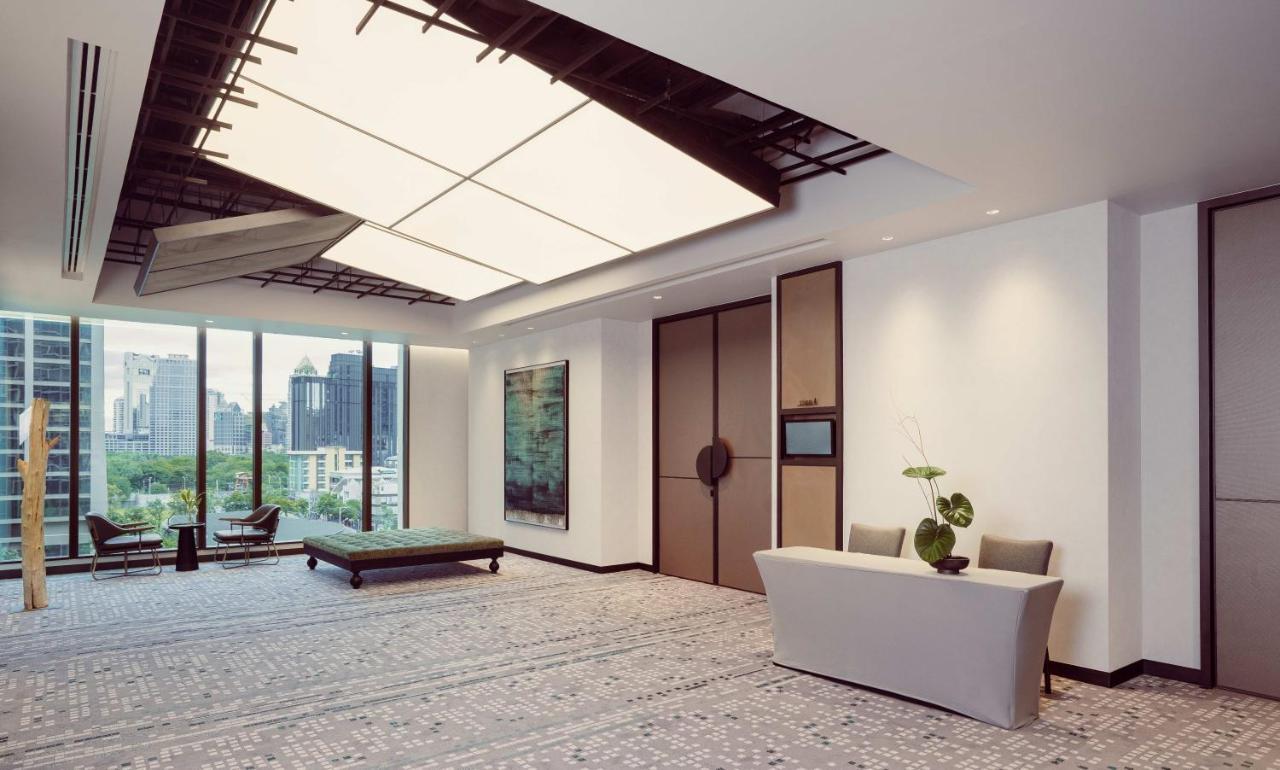 Kimpton Maa-Lai Bangkok By Ihg Hotel Exterior foto The interior of the 10th floor of the building